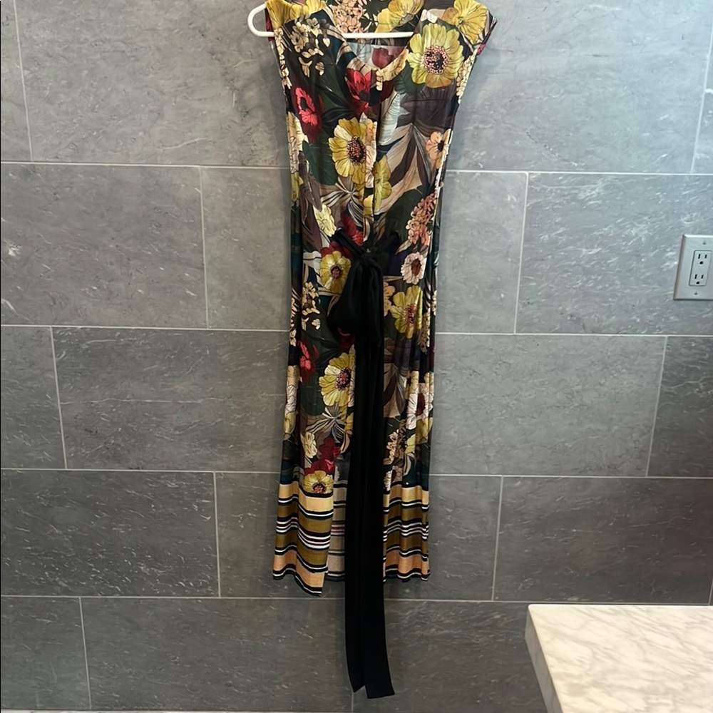 Zara Yellow and Red Sheath Cocktail Dress